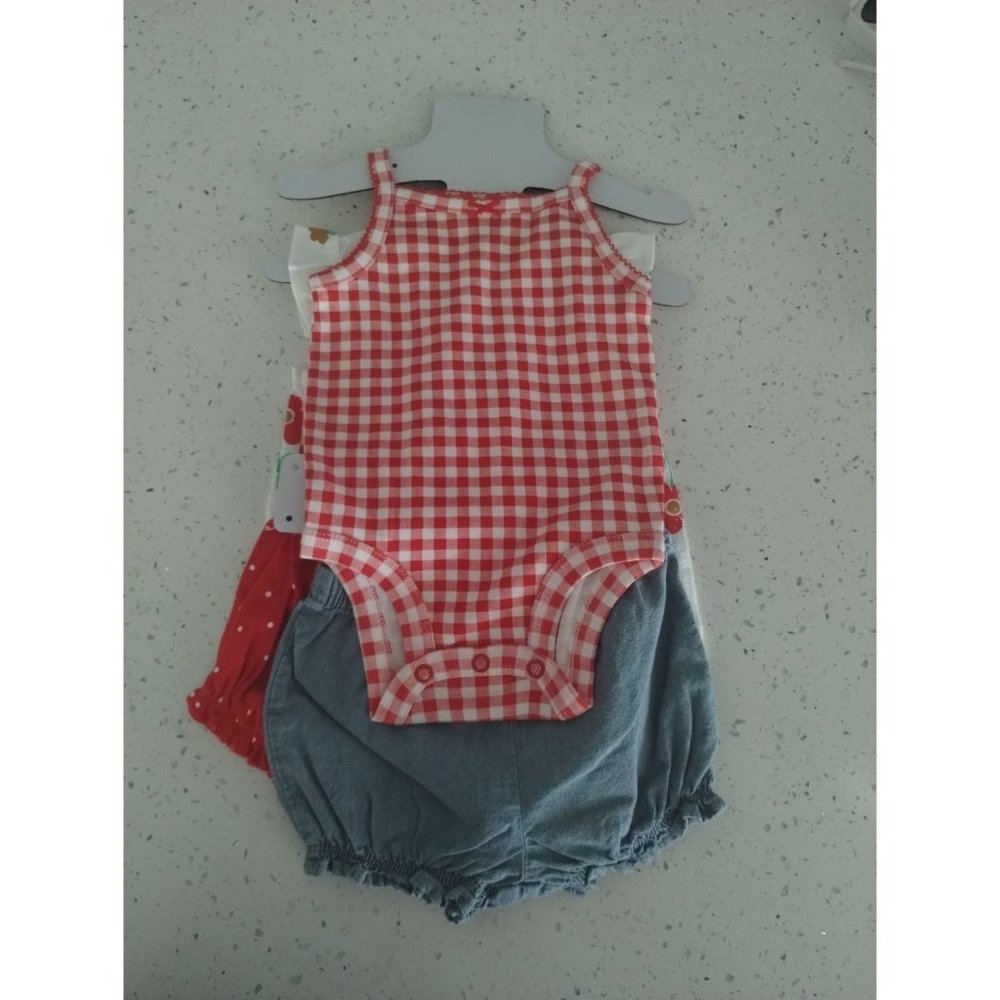 CARTERS BABY DRESSES 0-3mo